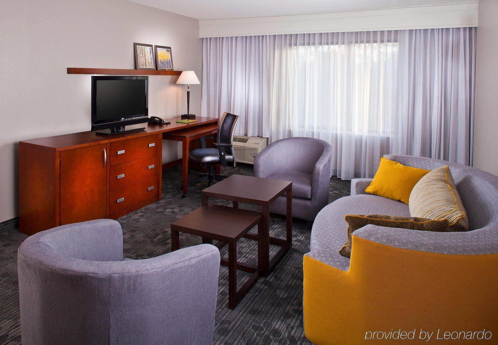 Courtyard By Marriott Covington / Mandeville Exterior photo