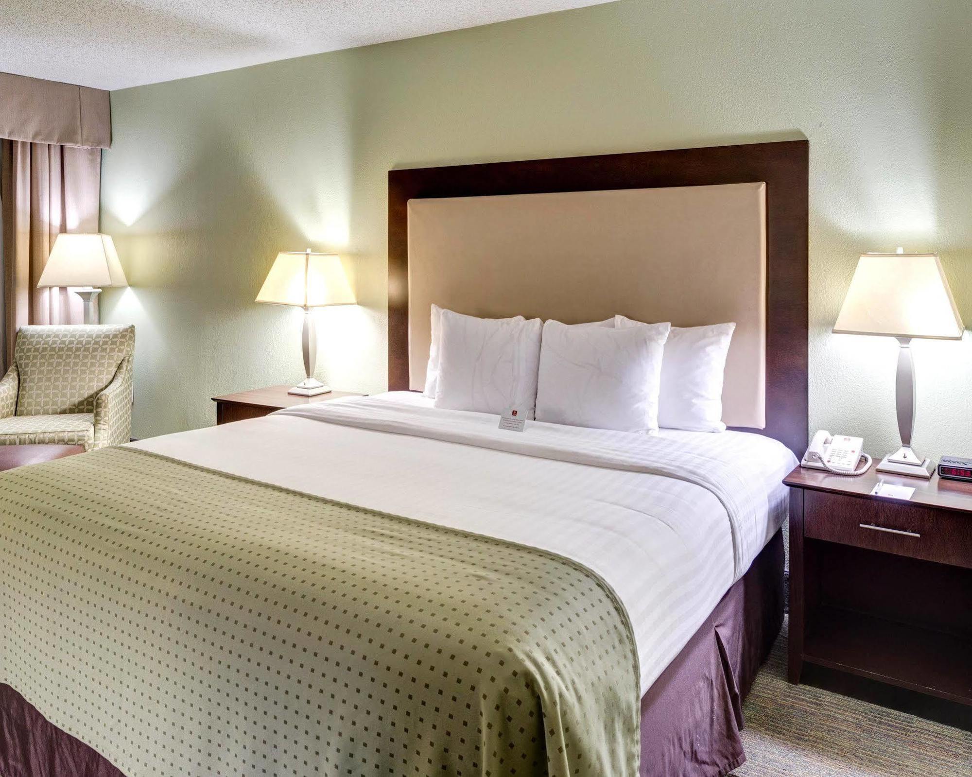 Courtyard By Marriott Covington / Mandeville Exterior photo