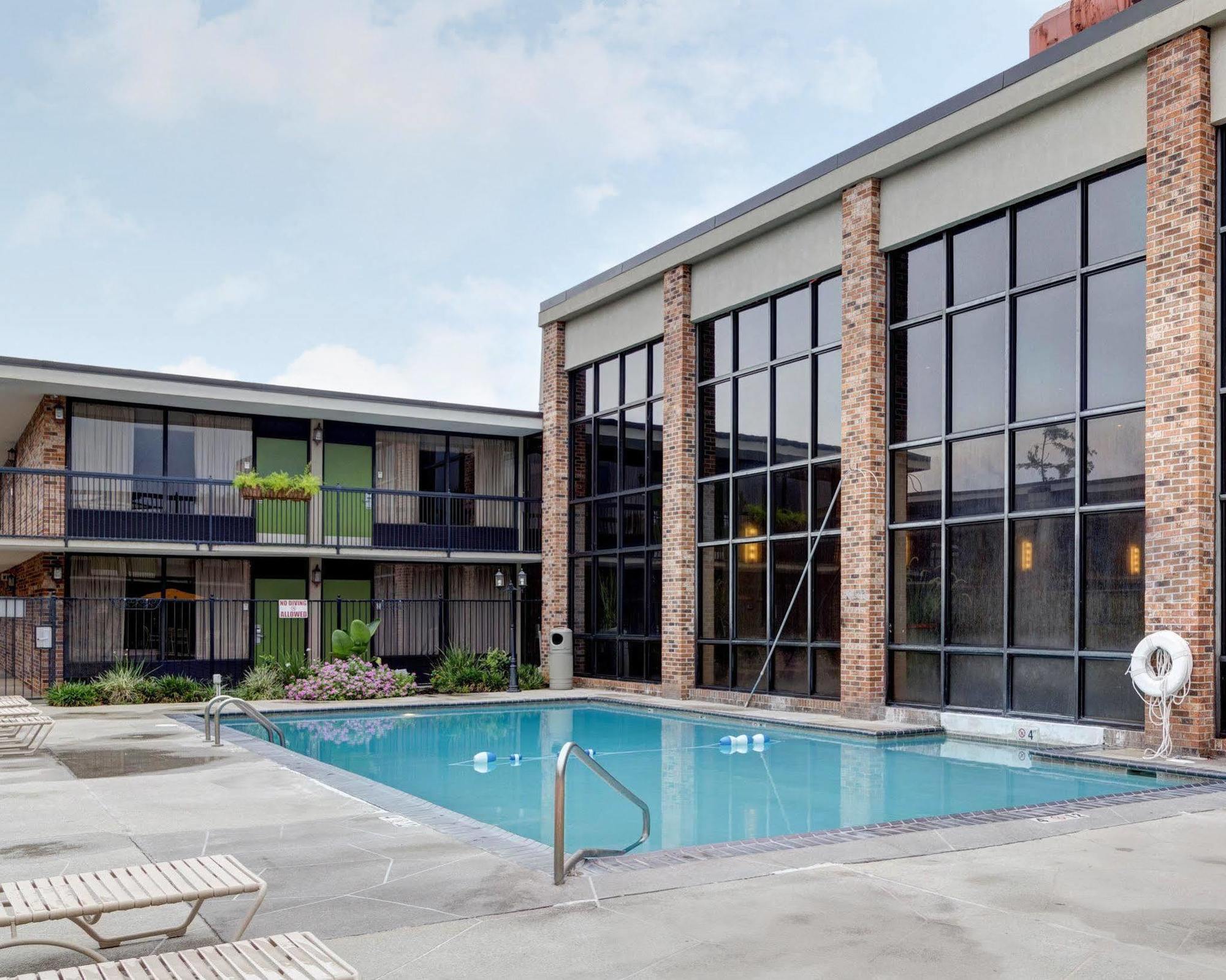 Courtyard By Marriott Covington / Mandeville Exterior photo